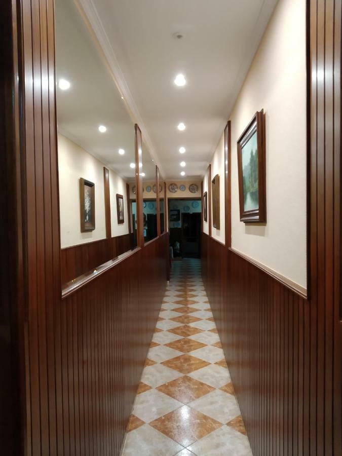 Hostal Residencia Presidente Ribadeo Exterior foto